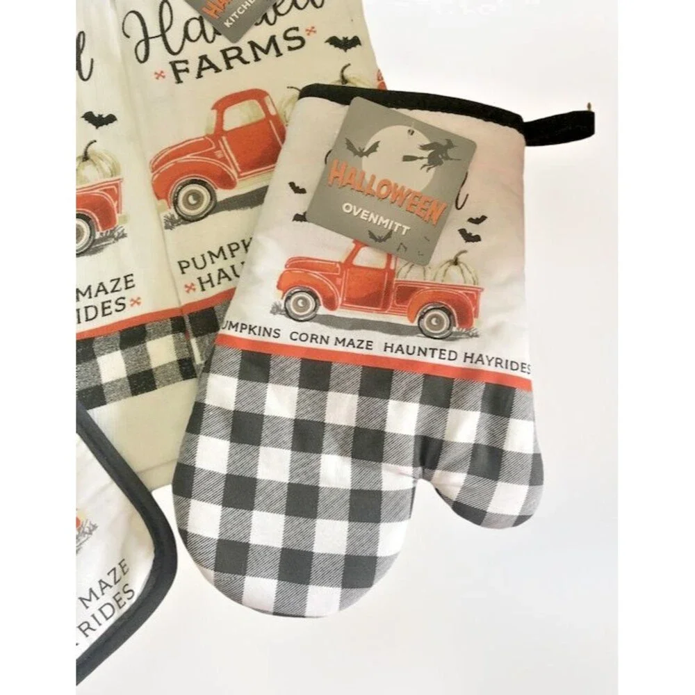Halloween Kitchen Dish Towels Oven Mitt Potholder Set of 4 Haunted Farm Truck
